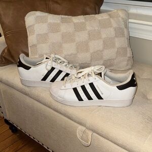 Adidas Mens Superstar Sneaker